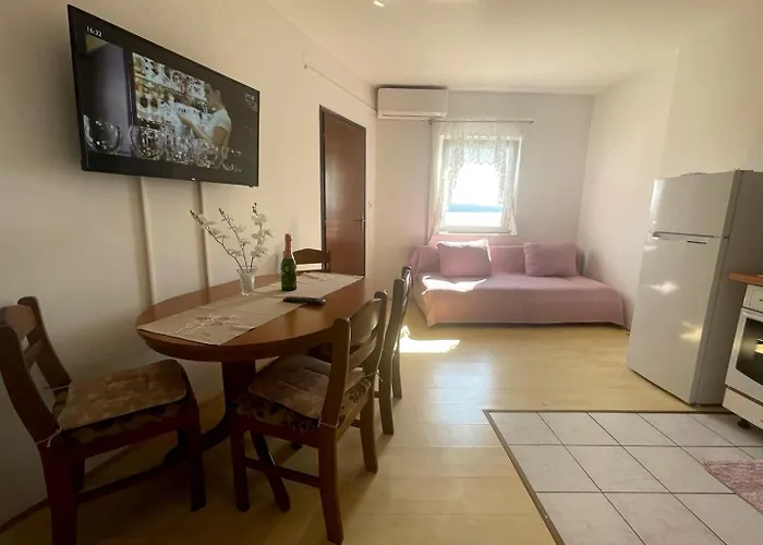 Appartement With Wifi - 23654 Crikvenica